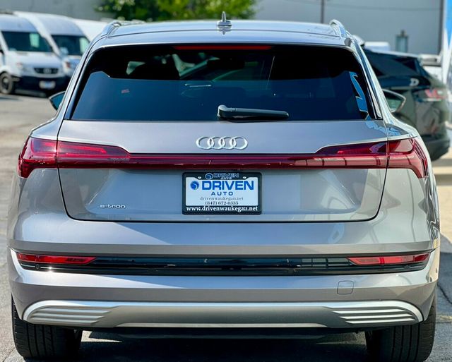 2019 Audi E-TRON PRESTIGE - 22910358 - 32