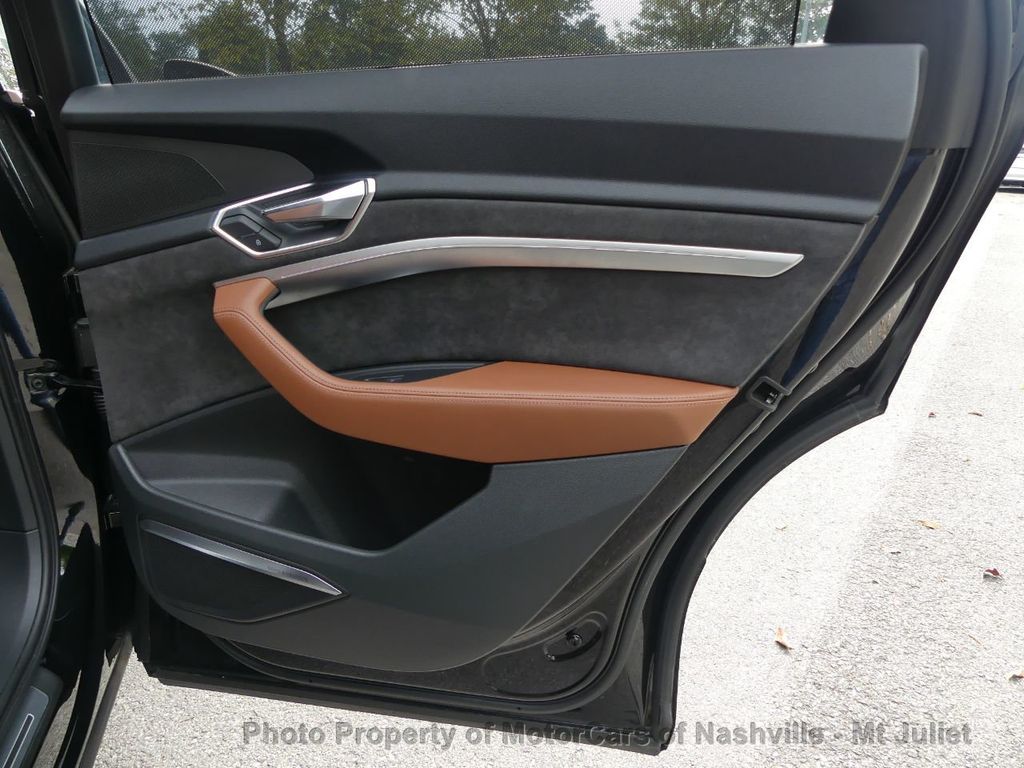 2019 Audi e-tron Quattro Prestige