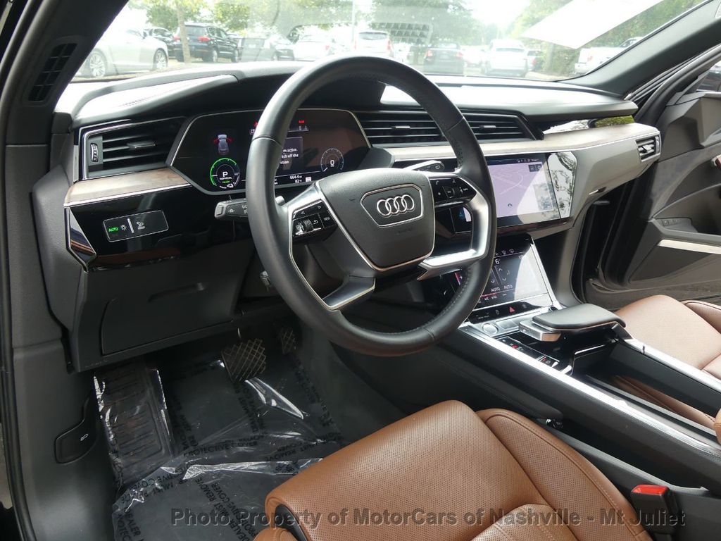 2019 Audi e-tron Quattro Prestige