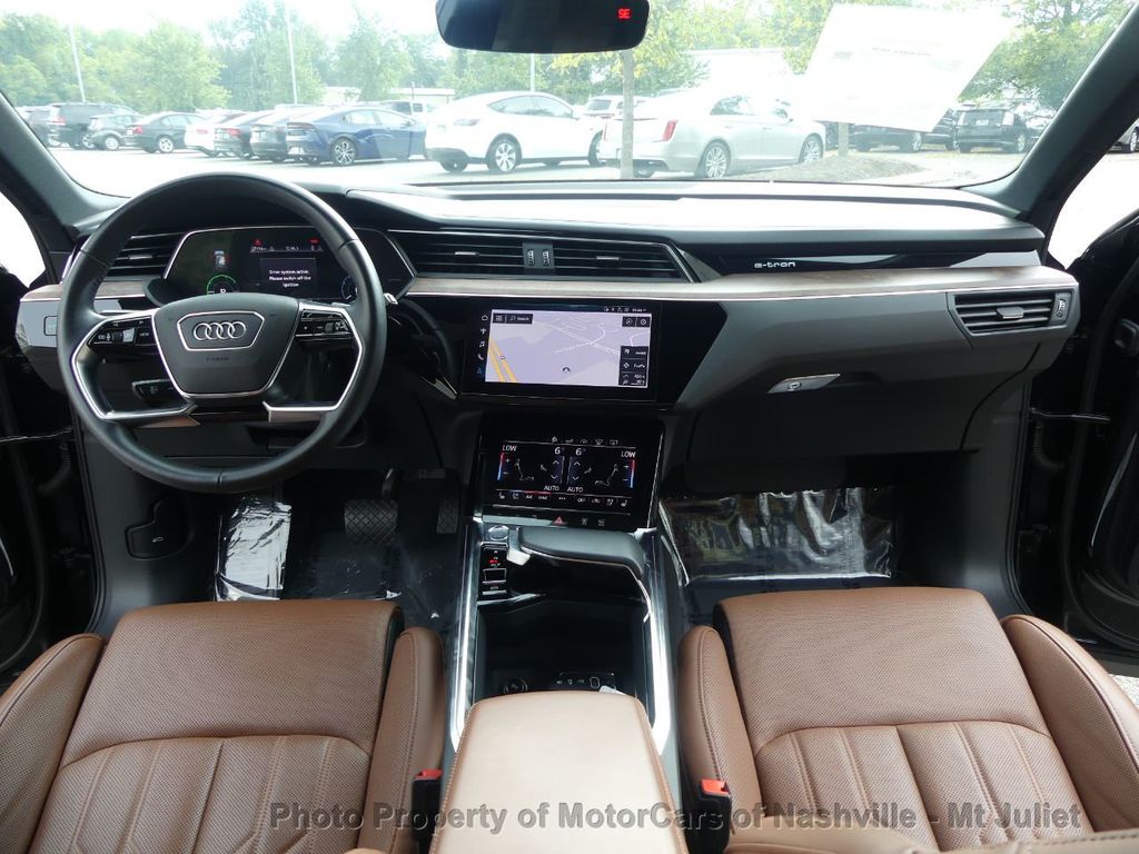 2019 Audi e-tron Quattro Prestige