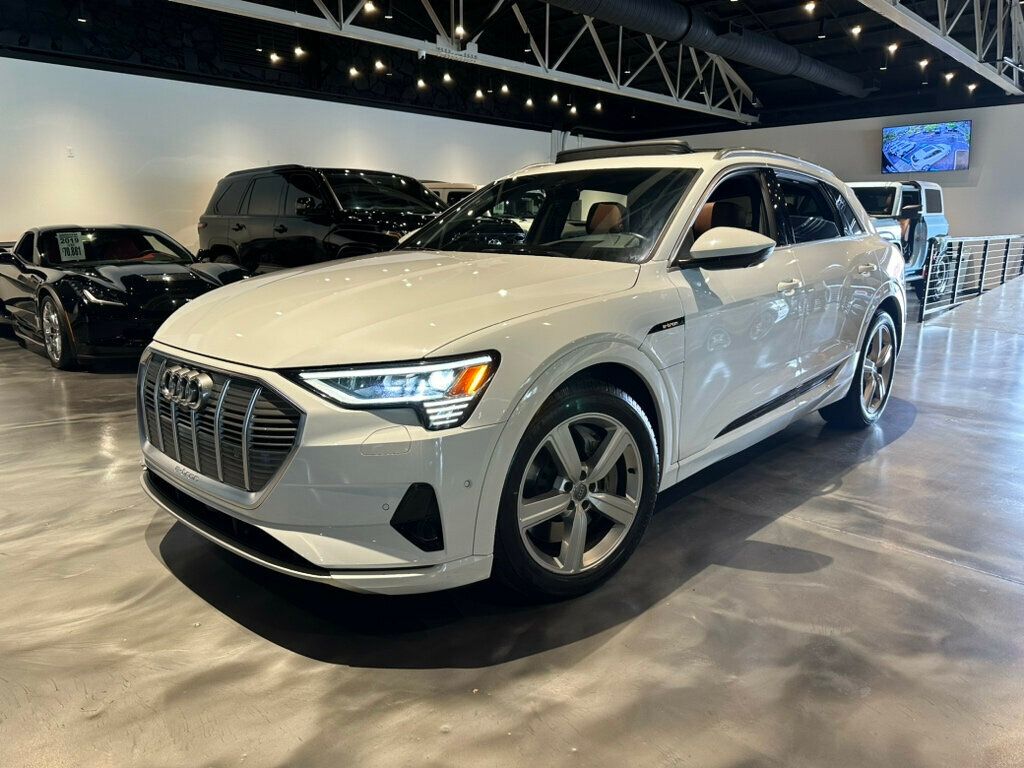 2019 Audi e-tron Prestige/DriverAssistPkg/ColdWeatherPkg/PanoRoof/Htd&CldSeat - 22594251 - 1