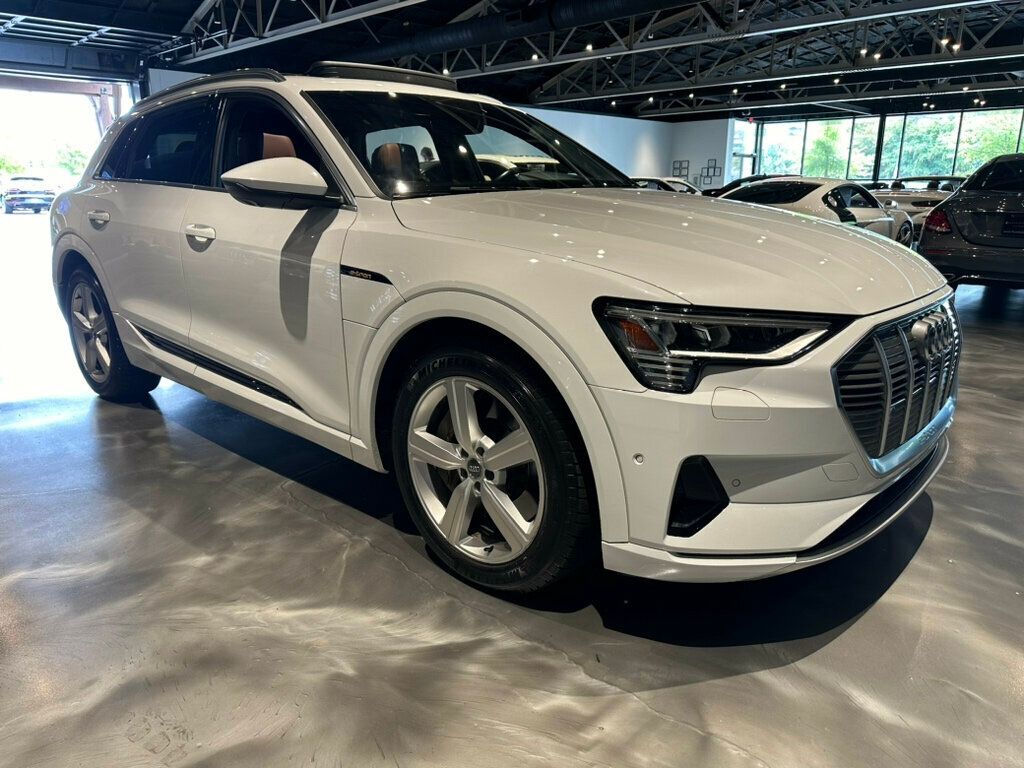 2019 Audi e-tron Prestige/DriverAssistPkg/ColdWeatherPkg/PanoRoof/Htd&CldSeat - 22594251 - 7