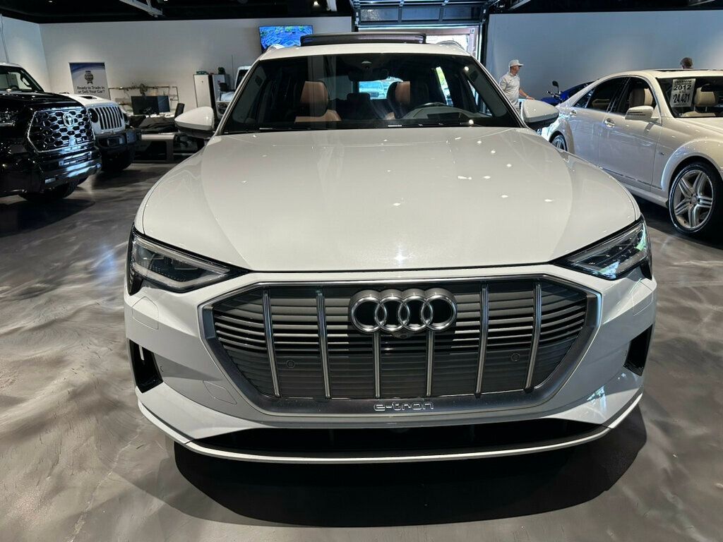 2019 Audi e-tron Prestige/DriverAssistPkg/ColdWeatherPkg/PanoRoof/Htd&CldSeat - 22594251 - 8