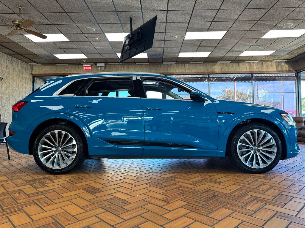 2019 Audi e-tron Prestige quattro - 22917975 - 10