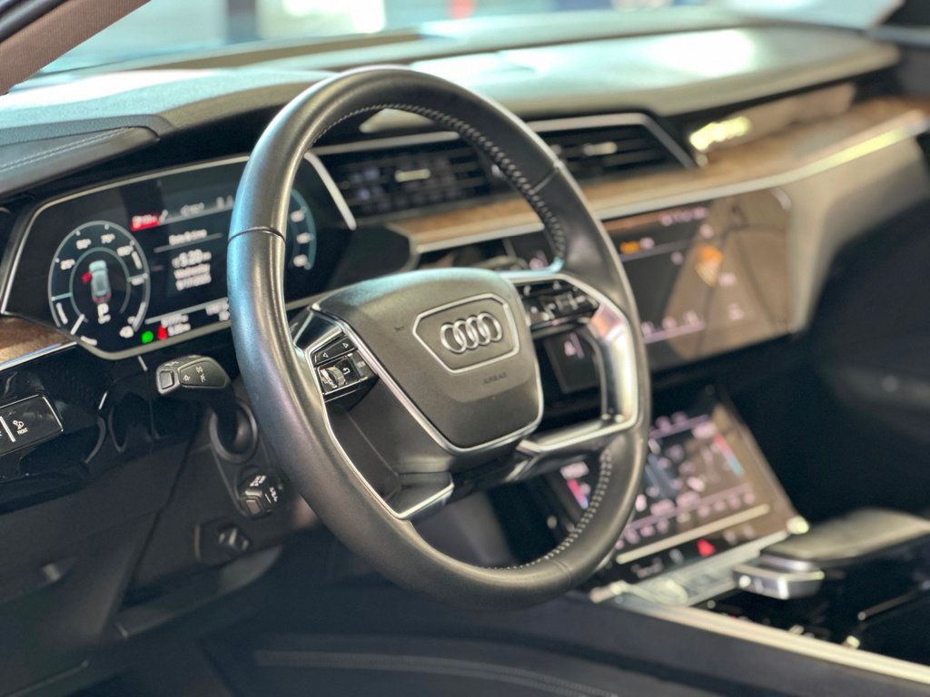 2019 Audi e-tron Prestige quattro - 22917975 - 17