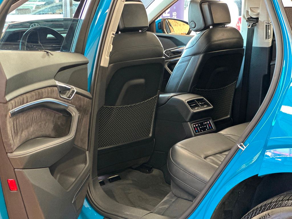 2019 Audi e-tron Prestige quattro - 22917975 - 26