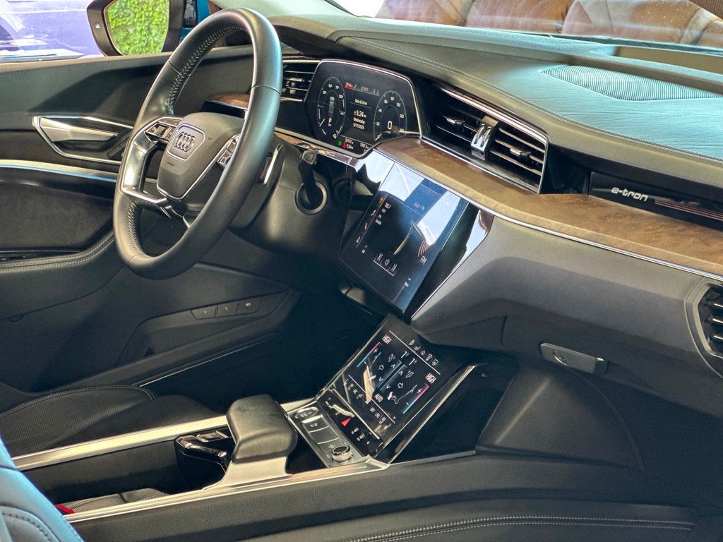 2019 Audi e-tron Prestige quattro - 22917975 - 40