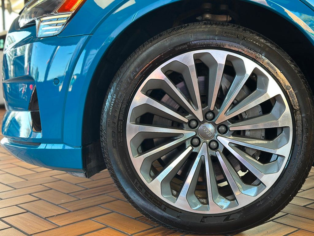 2019 Audi e-tron Prestige quattro - 22917975 - 6