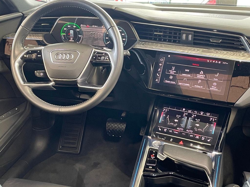 2019 Audi e-tron Prestige quattro - 22950468 - 30