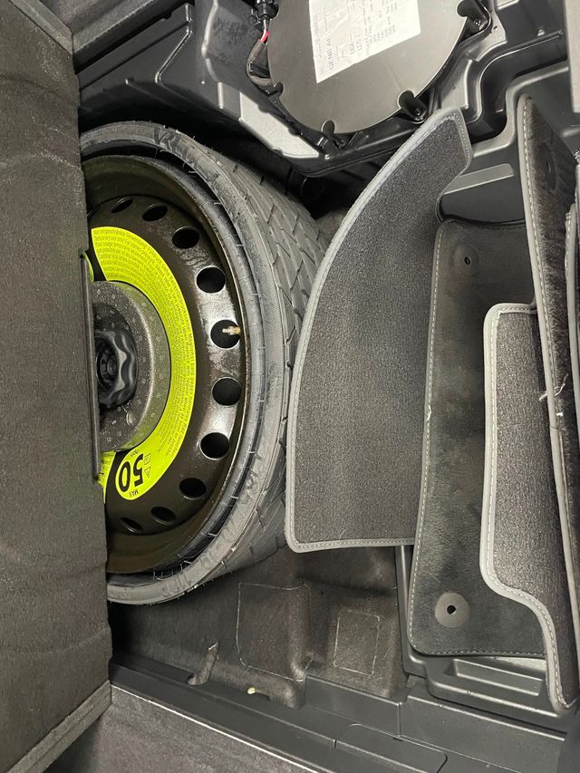 2019 Audi e-tron Prestige quattro - 22950468 - 33