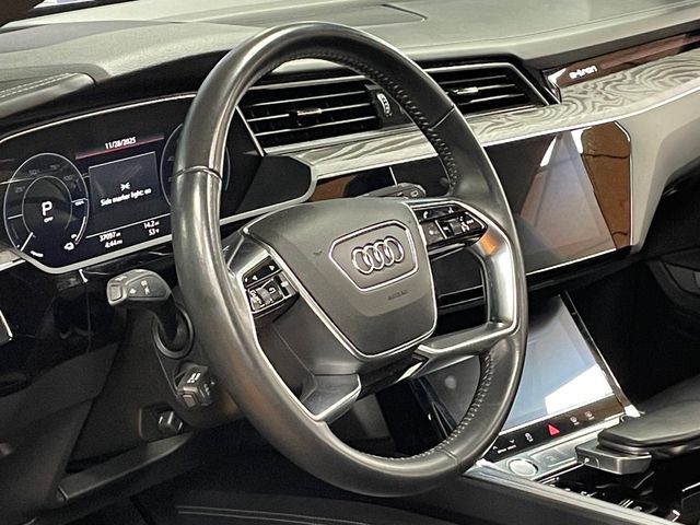 2019 Audi e-tron Prestige quattro - 22952755 - 12