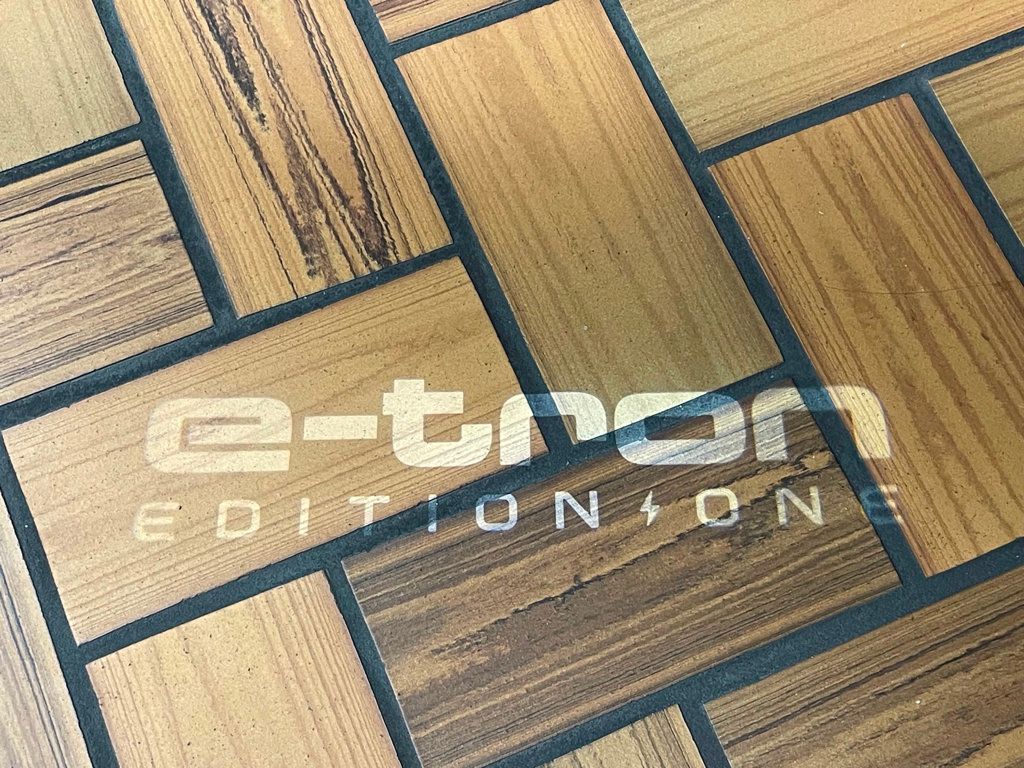 2019 Audi e-tron Prestige quattro - 22952755 - 17