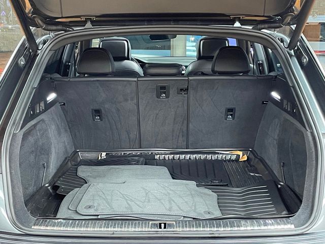 2019 Audi e-tron Prestige quattro - 22952755 - 21