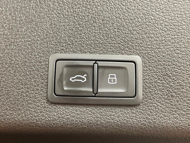 2019 Audi e-tron Prestige quattro - 22952755 - 22