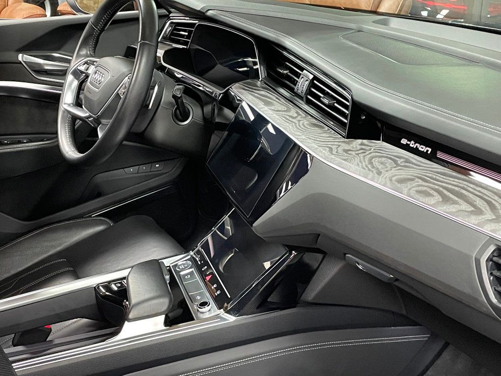 2019 Audi e-tron Prestige quattro - 22952755 - 25