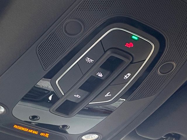 2019 Audi e-tron Prestige quattro - 22952755 - 43