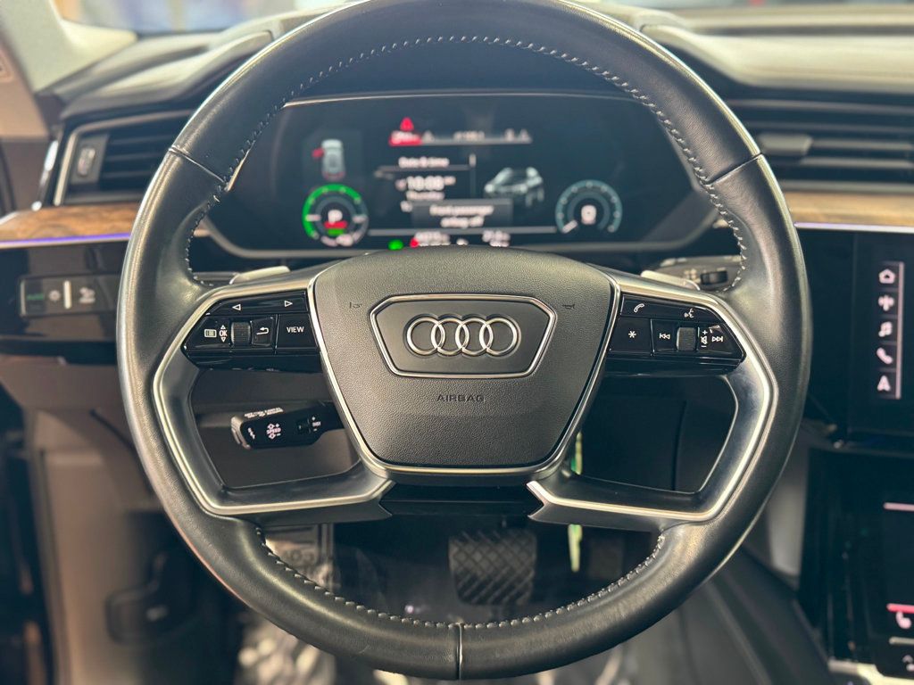 2019 Audi e-tron Prestige quattro - 22957852 - 26
