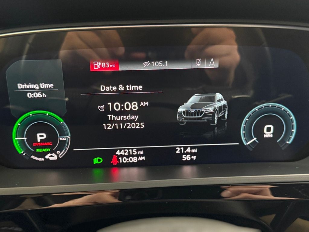 2019 Audi e-tron Prestige quattro - 22957852 - 27