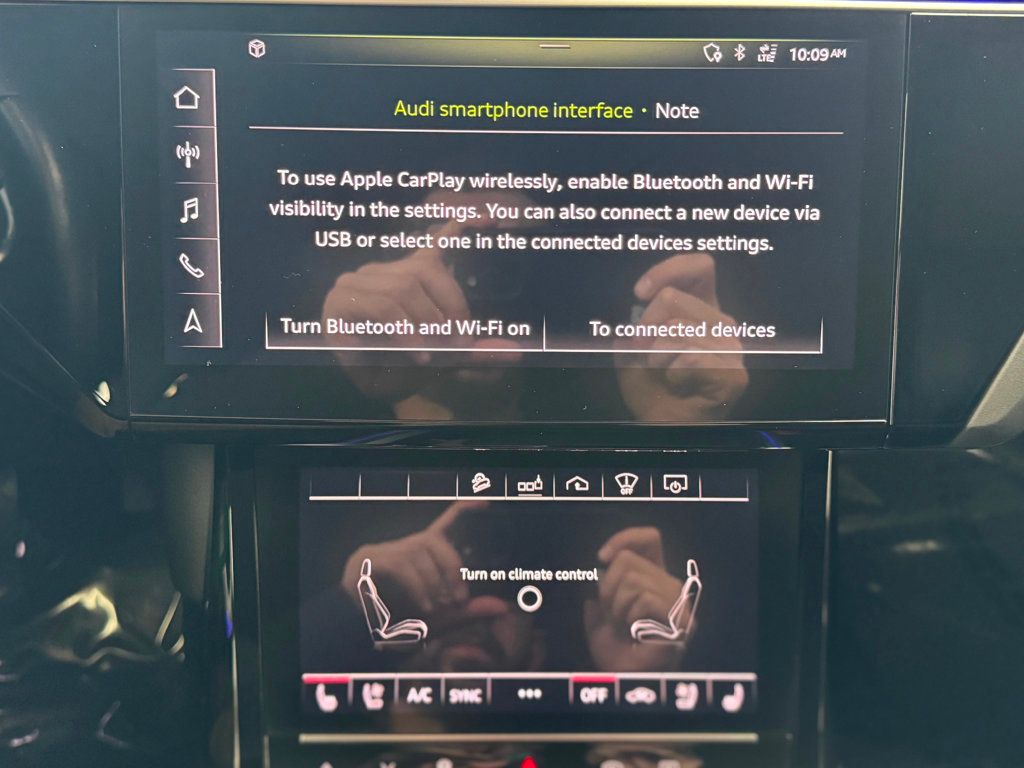 2019 Audi e-tron Prestige quattro - 22957852 - 34