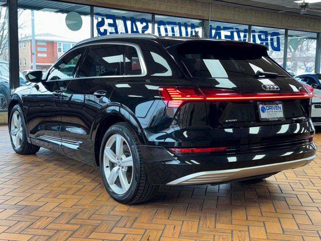 2019 Audi e-tron Prestige quattro - 22957852 - 5