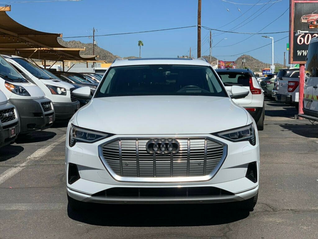 2019 Audi e-tron Prestige quattro - 22927379 - 16