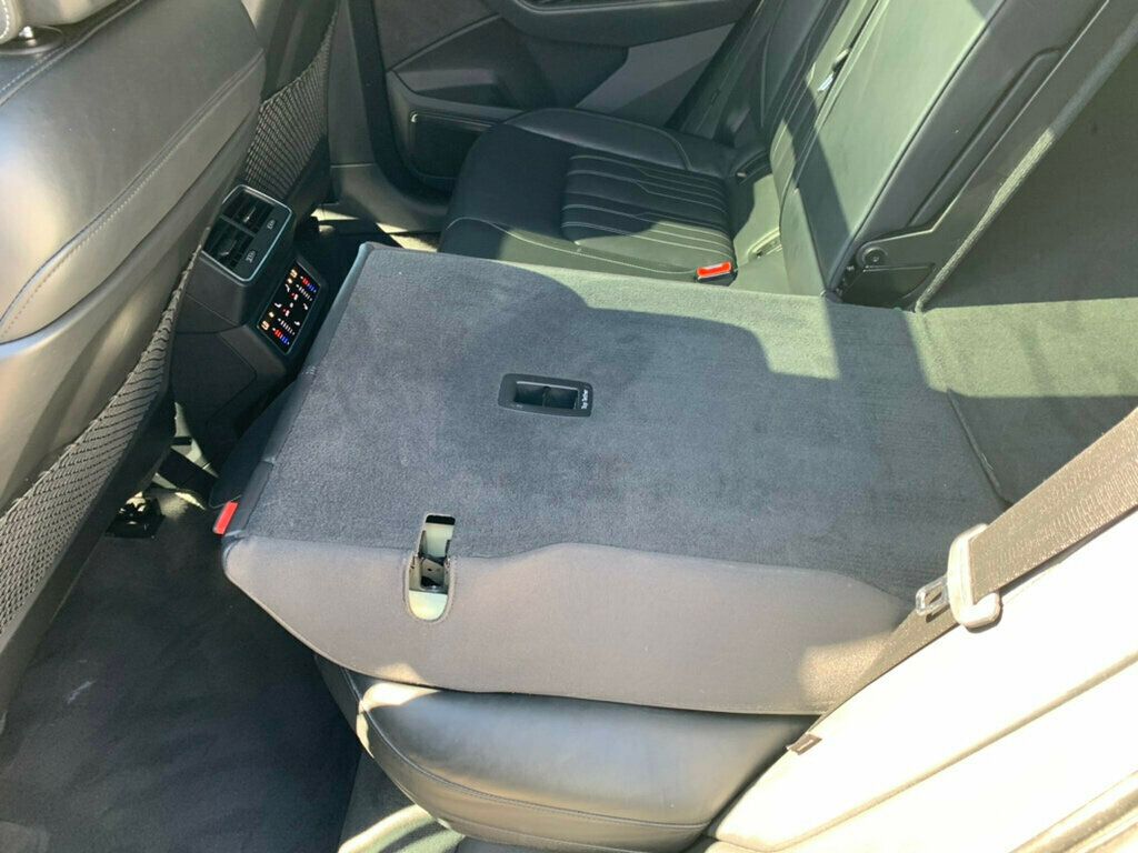 2019 Audi e-tron Prestige quattro - 22927379 - 40