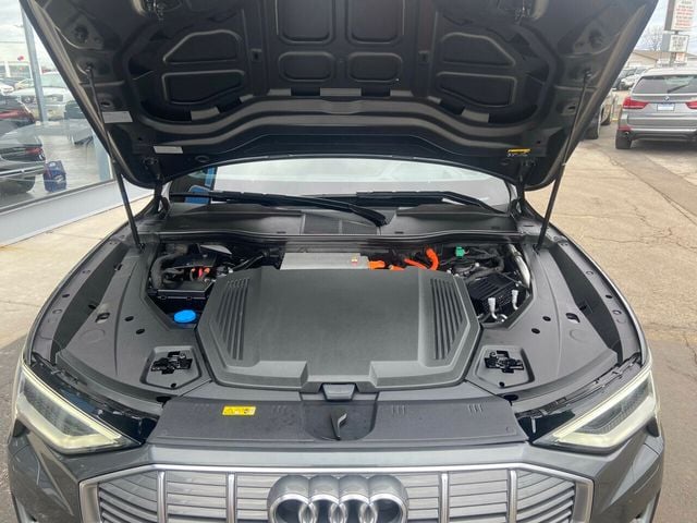 2019 Audi E-TRON Prestige quattro - 22308728 - 9
