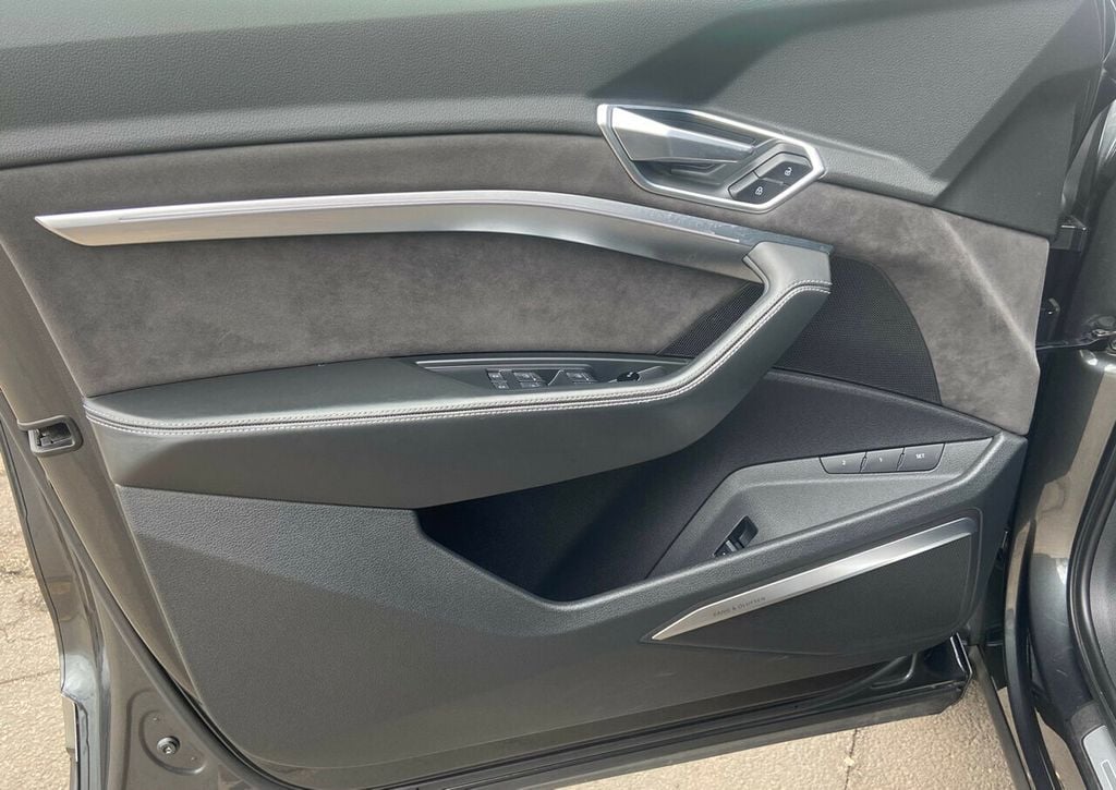 2019 Audi E-TRON Prestige quattro - 22308728 - 15