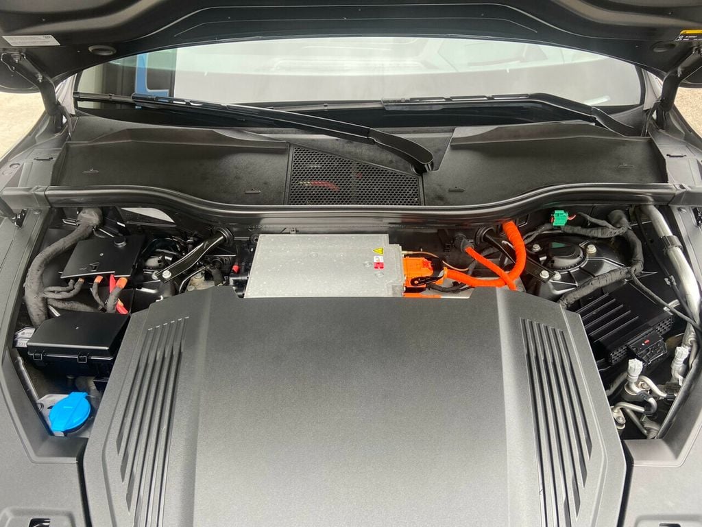2019 Audi E-TRON Prestige quattro - 22308728 - 8