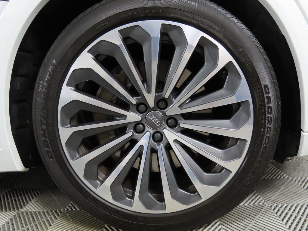 2019 Audi e-tron Prestige quattro - 21181799 - 30