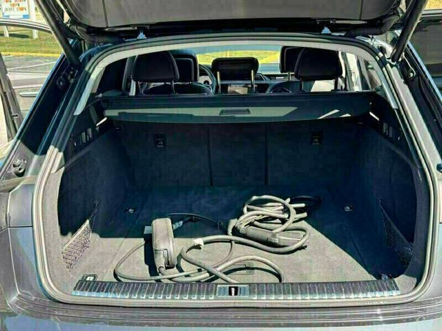 2019 Audi e-tron quattro Prestige AWD 4dr SUV - 22949074 - 28