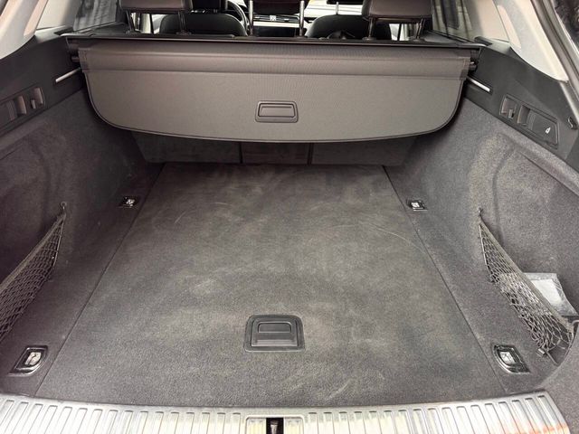 2019 Audi e-tron quattro Prestige AWD 4dr SUV - 22949074 - 40