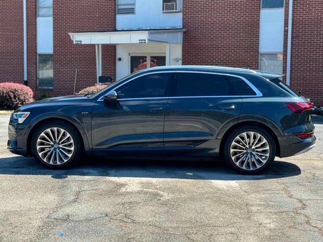 2019 Audi e-tron quattro Prestige AWD 4dr SUV - 22949074 - 4