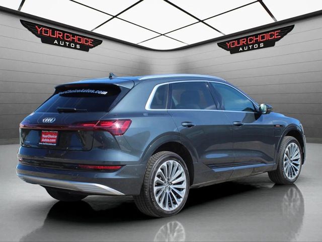2019 Audi e-tron quattro Prestige AWD 4dr SUV - 22925077 - 4