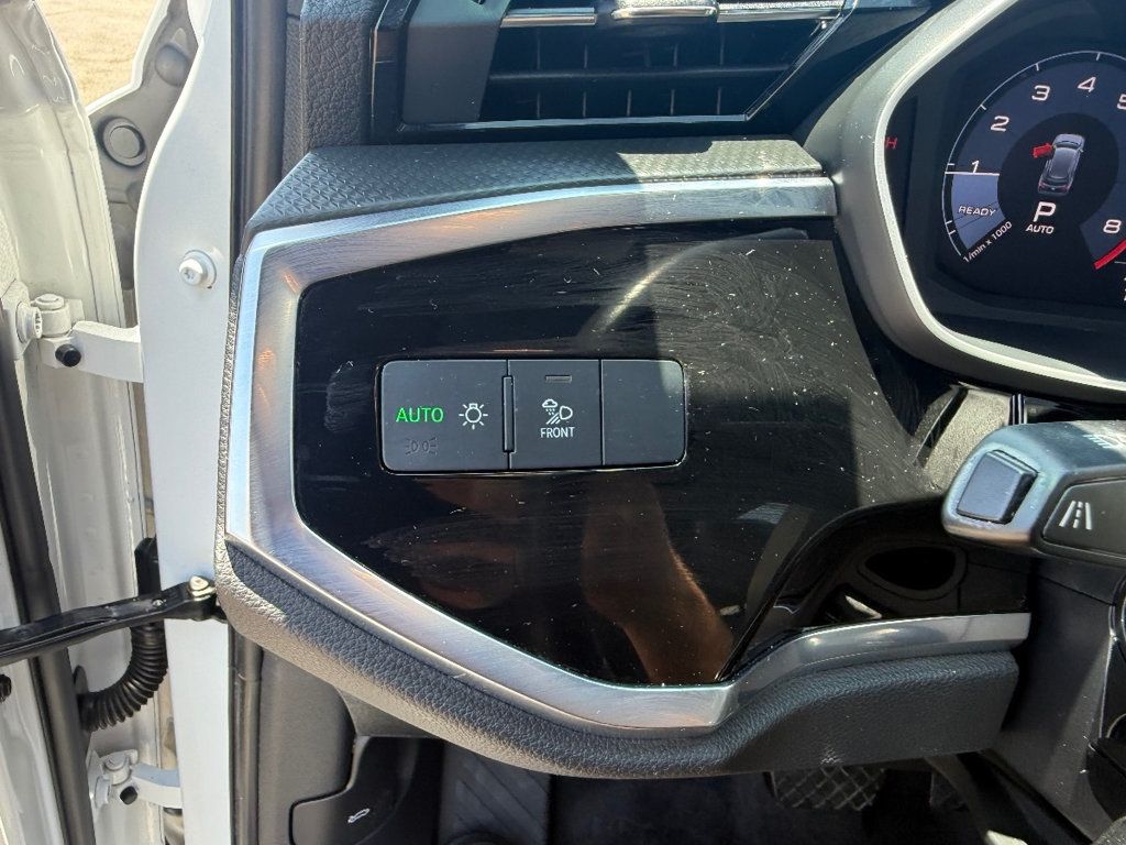 2019 Audi Q3 2.0 TFSI Premium Plus quattro - 22877194 - 18