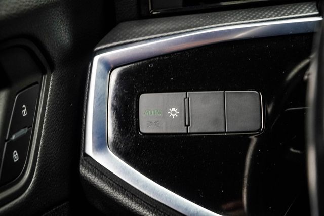 2019 Audi Q3 2.0 TFSI Premium quattro - 23058406 - 32
