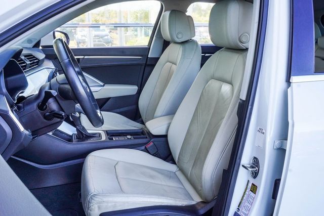 2019 Audi Q3 2.0 TFSI Premium quattro - 22926357 - 18