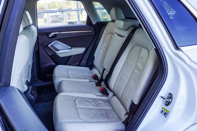 2019 Audi Q3 2.0 TFSI Premium quattro - 22926357 - 19