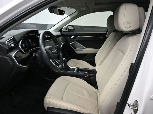2019 Audi Q3 2.0 TFSI S line Premium Plus quattro - 23012191 - 9