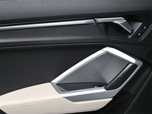 2019 Audi Q3 2.0 TFSI S line Premium Plus quattro - 22988747 - 13