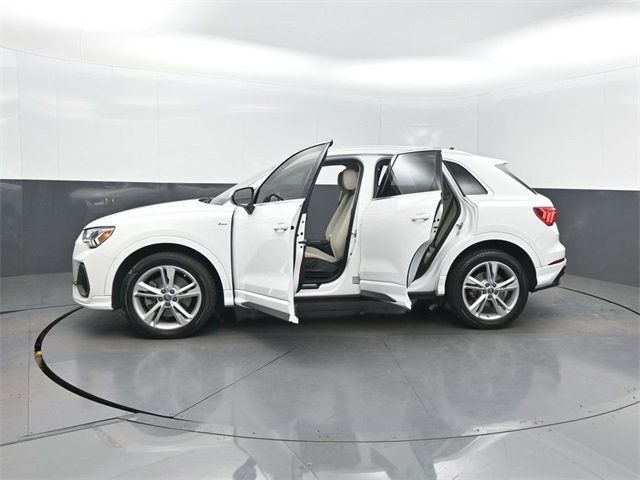 2019 Audi Q3 2.0 TFSI S line Premium Plus quattro - 22988747 - 39