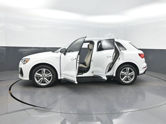 2019 Audi Q3 2.0 TFSI S line Premium Plus quattro - 22992159 - 39