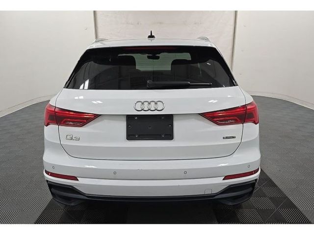 2019 Audi Q3 45 TFSI S Line Premium Plus quattro's photo