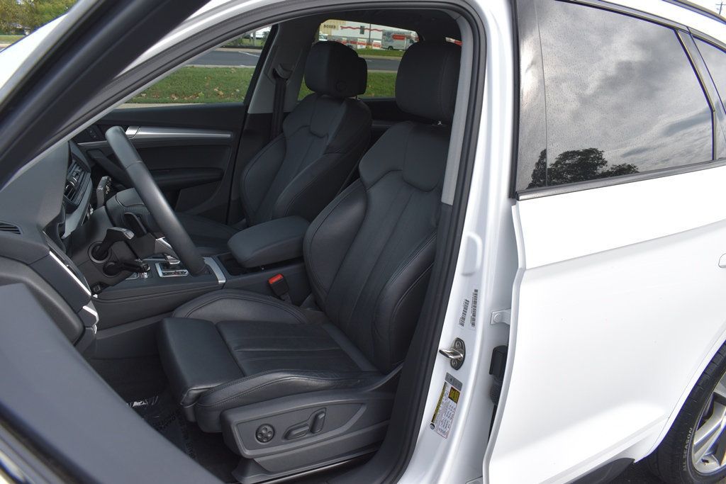 2019 Audi Q5 TFSI Prestige photo 3