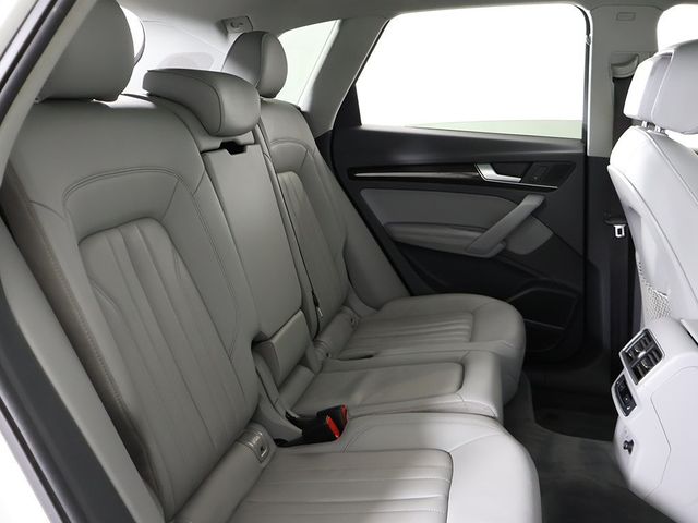 2019 Audi Q5 2.0T Premium Plus - 22953689 - 39