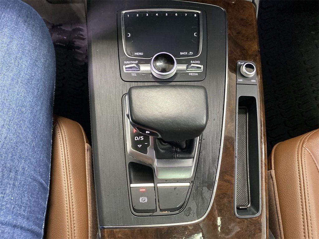 2019 Audi Q5 2.0T Premium Plus - 21130619 - 23