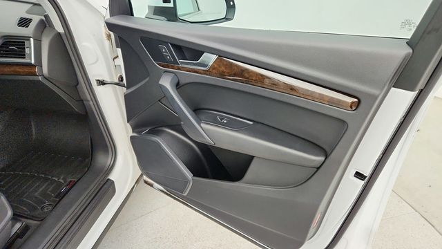 2019 Audi Q5 Premium 45 TFSI quattro - 22944667 - 26