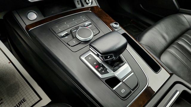 2019 Audi Q5 Premium 45 TFSI quattro with Convenience Pkg & Panoramic Sunroof - 22944667 - 16