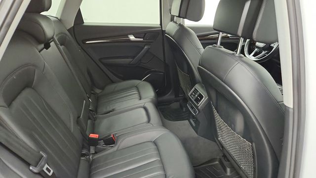 2019 Audi Q5 Premium 45 TFSI quattro with Convenience Pkg & Panoramic Sunroof - 22944667 - 23