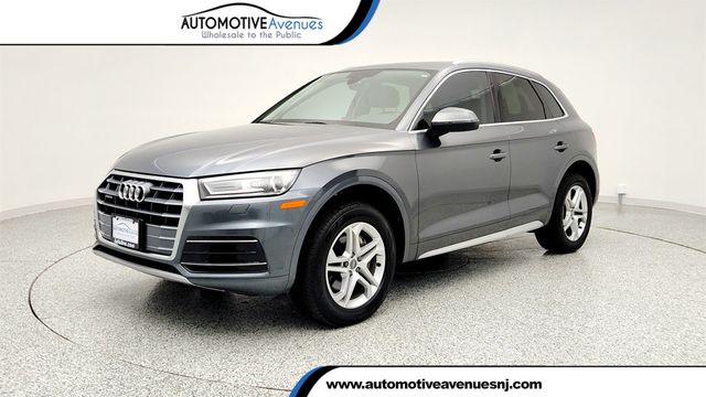 2019 Audi Q5 Premium 45 TFSI quattro with Convenience Pkg & Panoramic Sunroof - 22970652 - 0